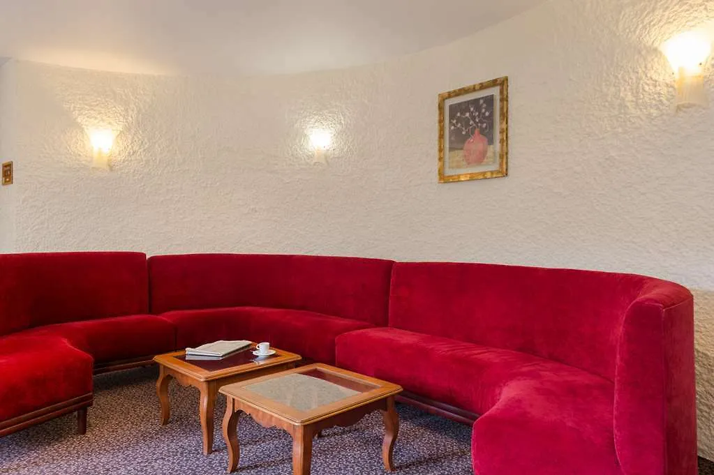 Hotel Tour Maje Rodez 3*,