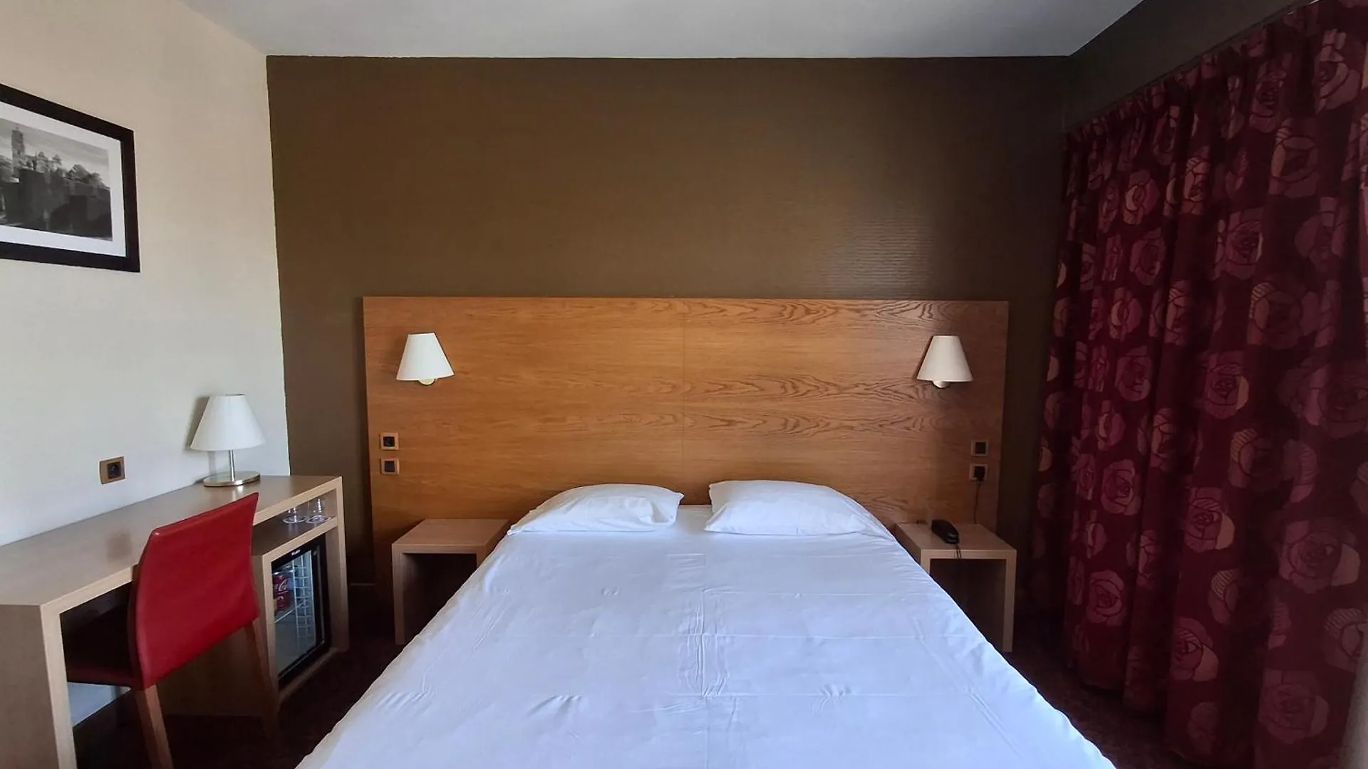 Hotel Tour Maje Rodez 3*,  France